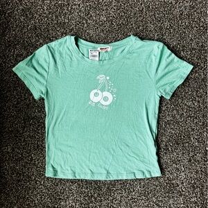 Heart & Hips Girl’s “Still Lucky” Green Baby Tee Large